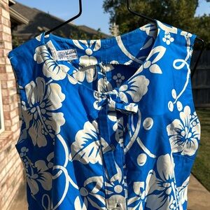 Vintage 1960s Hawaiian Blue White  sleeveless shirt Cotton Plus Size As Is